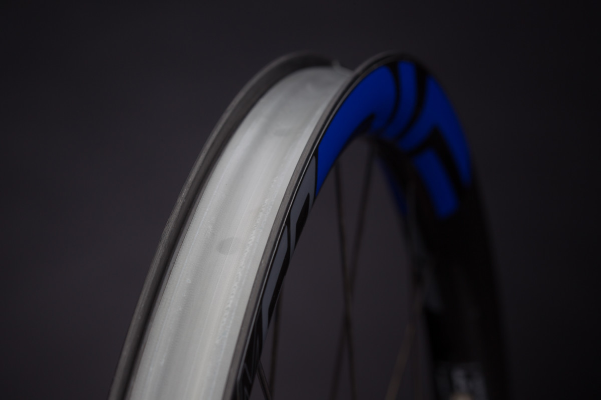 Review Effetto Mariposa Caffélatex Rim Strips BikeMag