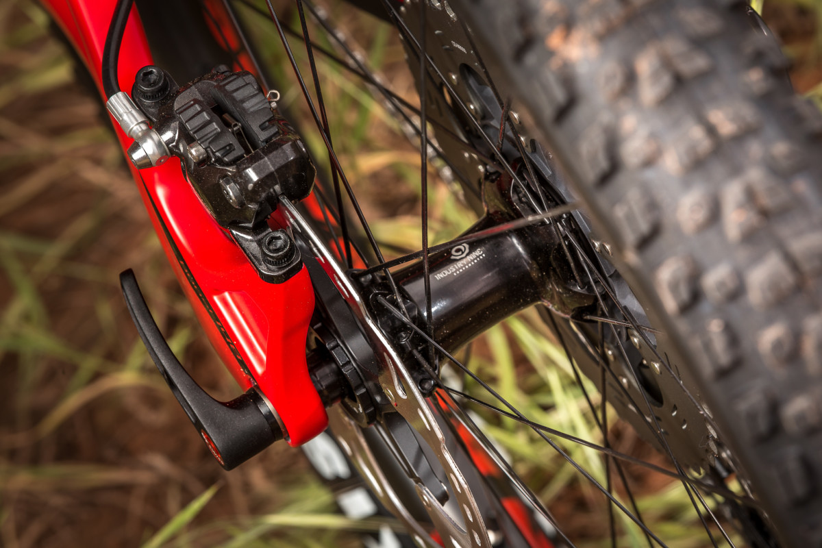 First Ride: Pivot's All-New Mach 5.5 Carbon