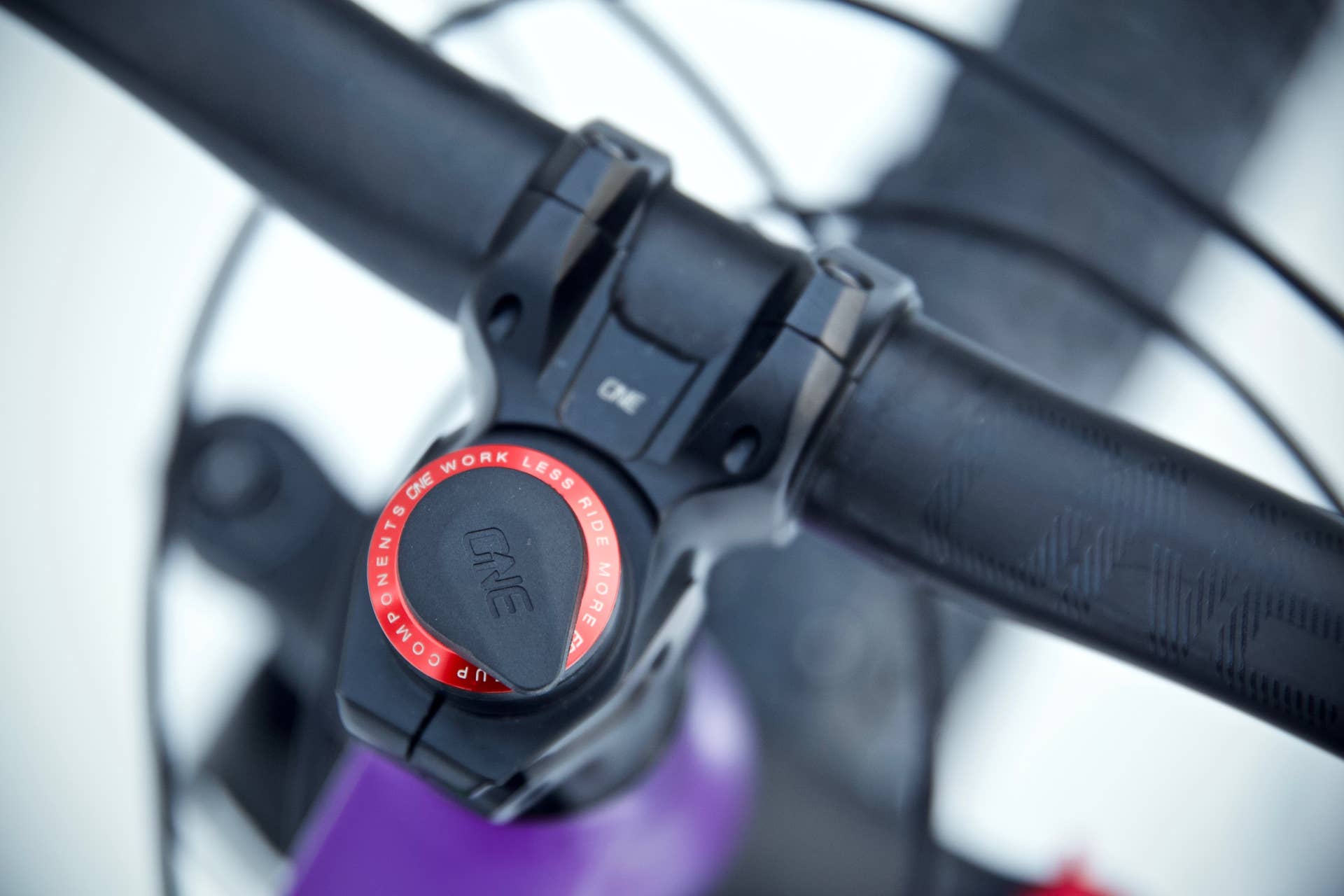 Tested: OneUp EDC Stem, Tool, and Carbon Handlebars