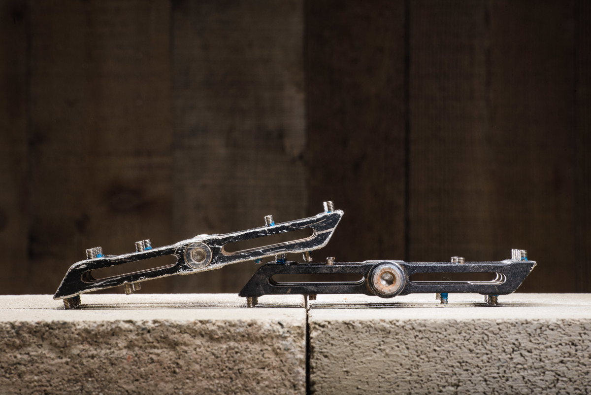 catalyst flat pedals