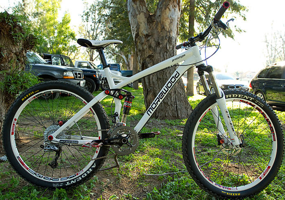 Morewood's Split Pivot and Eccentric-Pivot Bikes