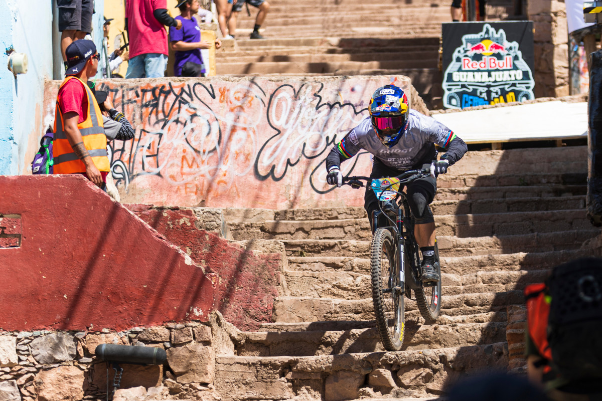 MTB Rider's Staircase Descent Is Incredibly Satisfying To Watch BikeMag