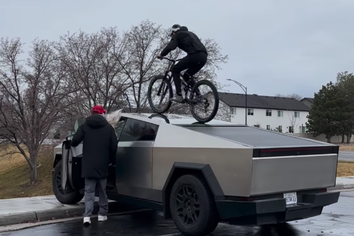 Cybertruck bike deals