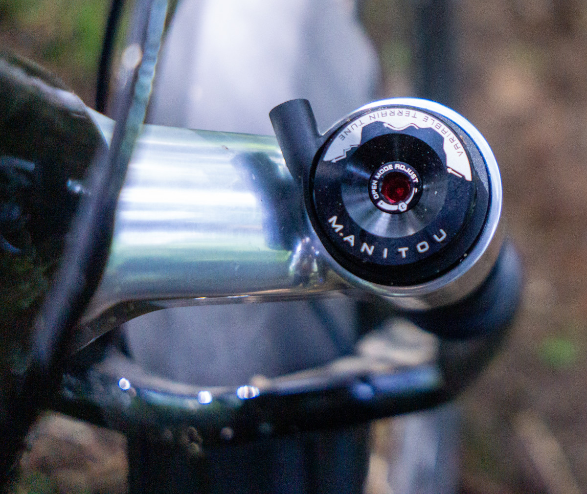 First Ride Manitou Launches new R8 Cross Country Fork BikeMag