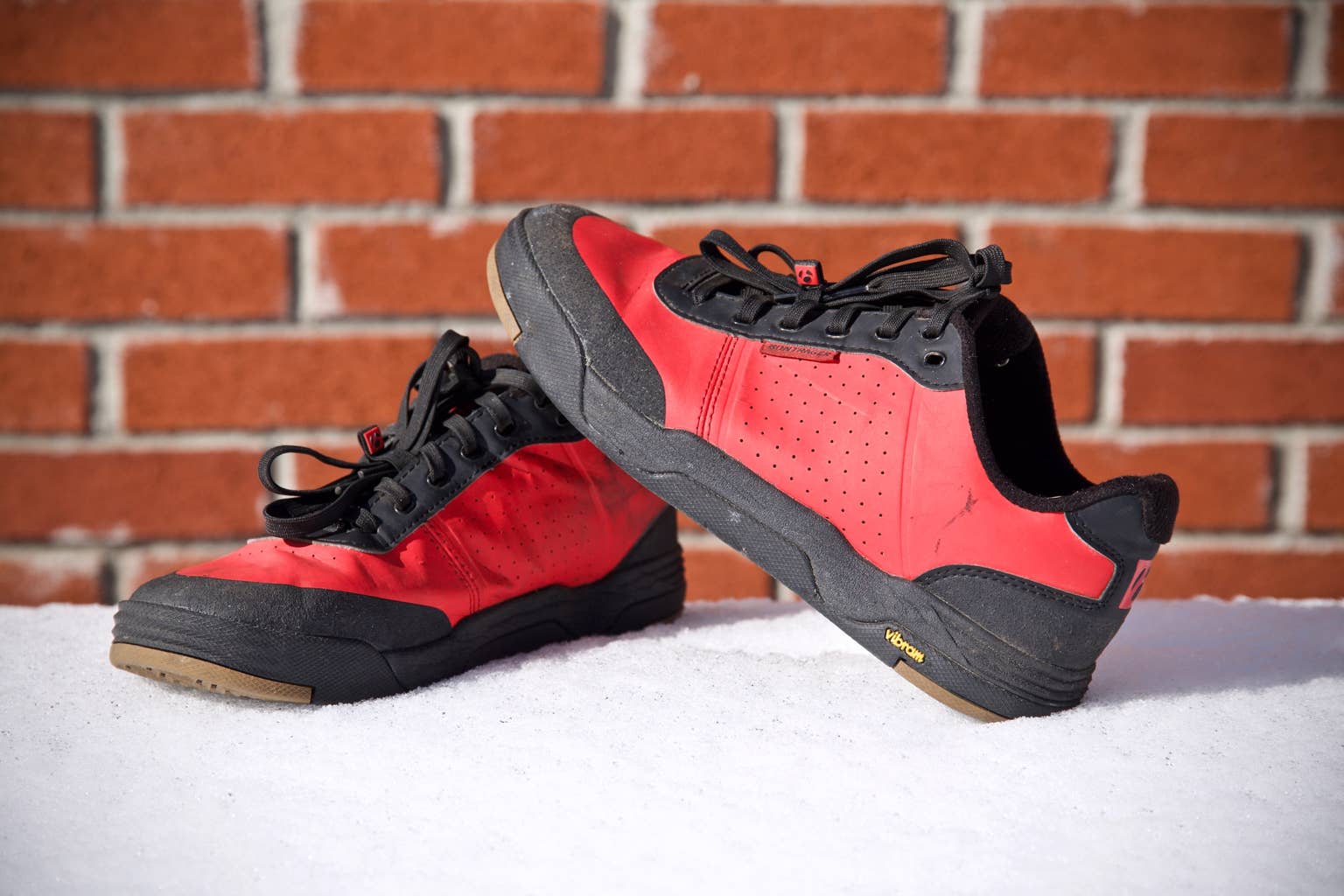 Tested: Bontrager Flatline Shoes | $130 - BikeMag