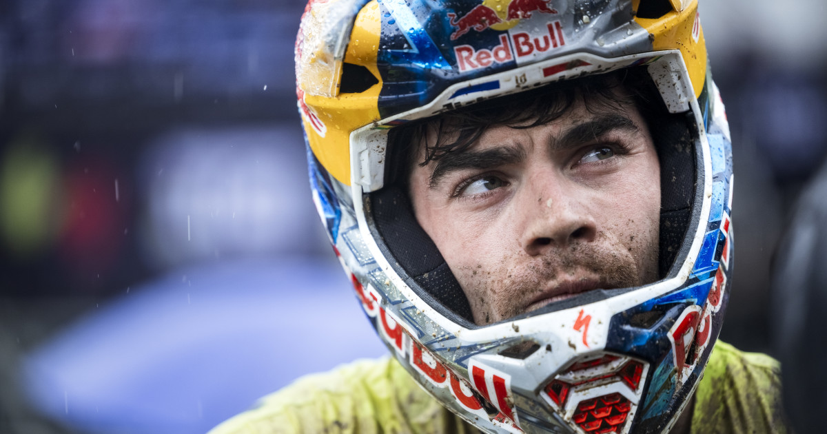 Racing the Ghosts of the Greats: Inside Loic Bruni's Fight for Downhill Legacy