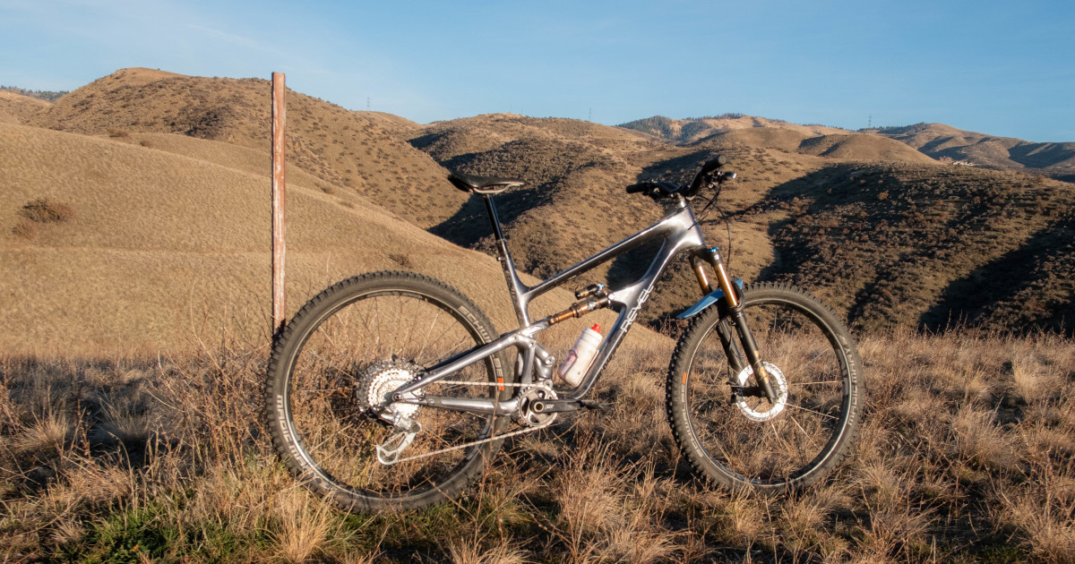 Revel Rascal SL Dream Build: Hand-Picked Components for the Ultimate Trail Bike