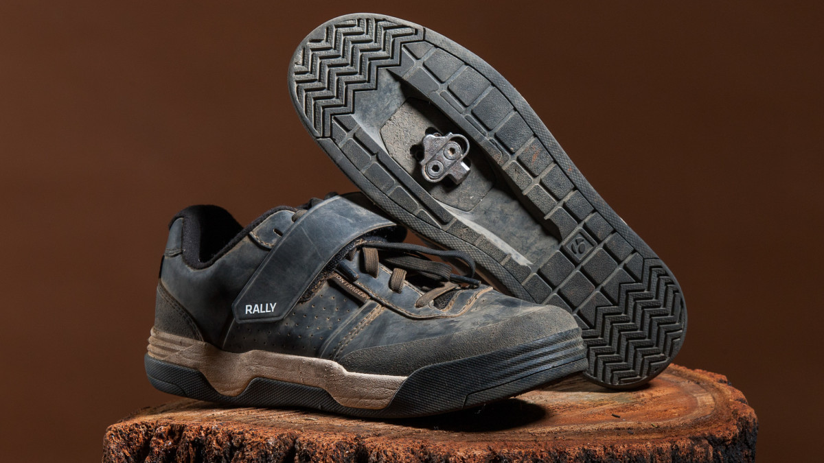 Tested: Bontrager Rally Shoes - BikeMag