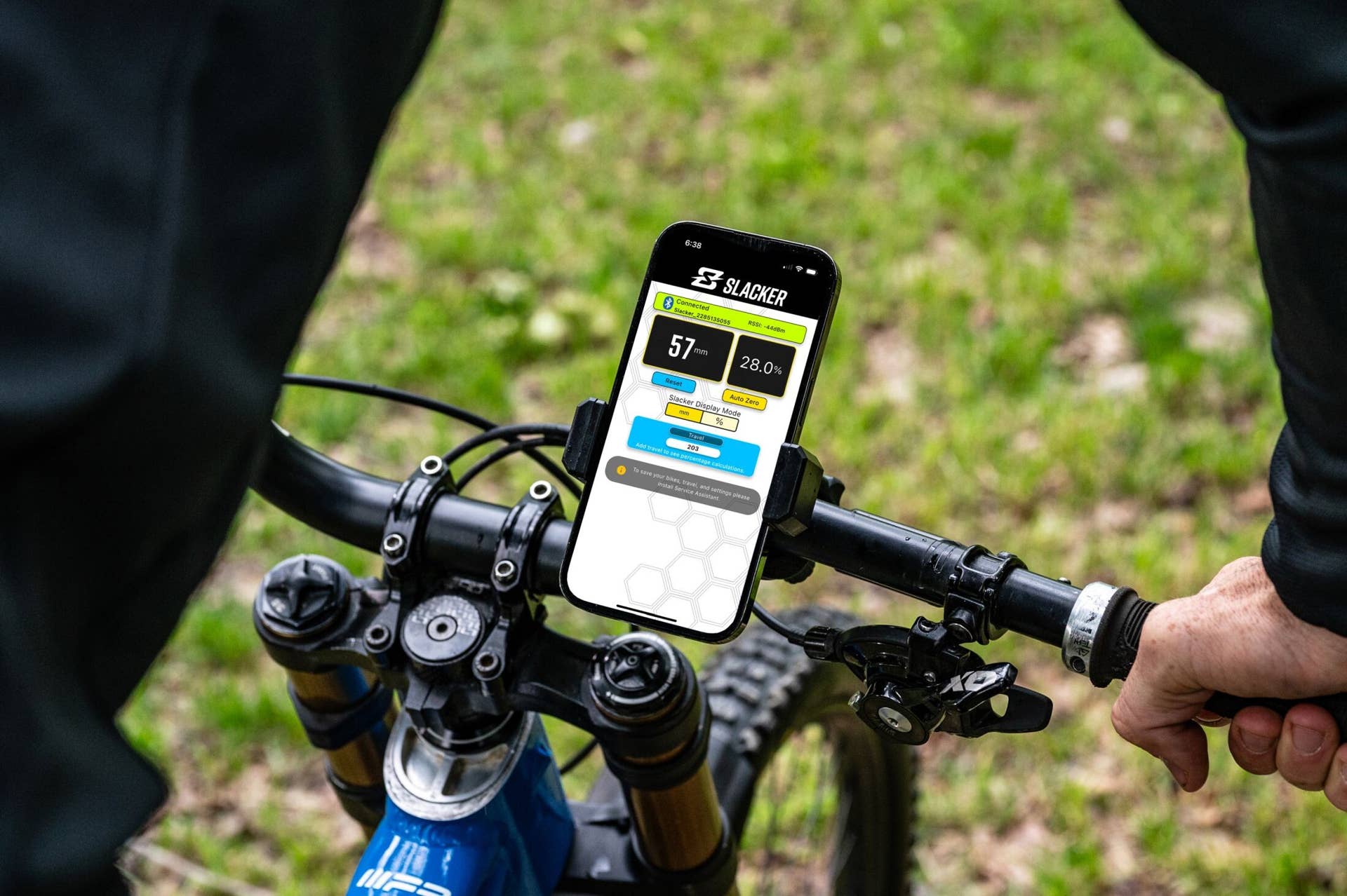 Elacker Slacker Modifies Its Moto Suspension Kit for Mountain Bikes - BikeMag