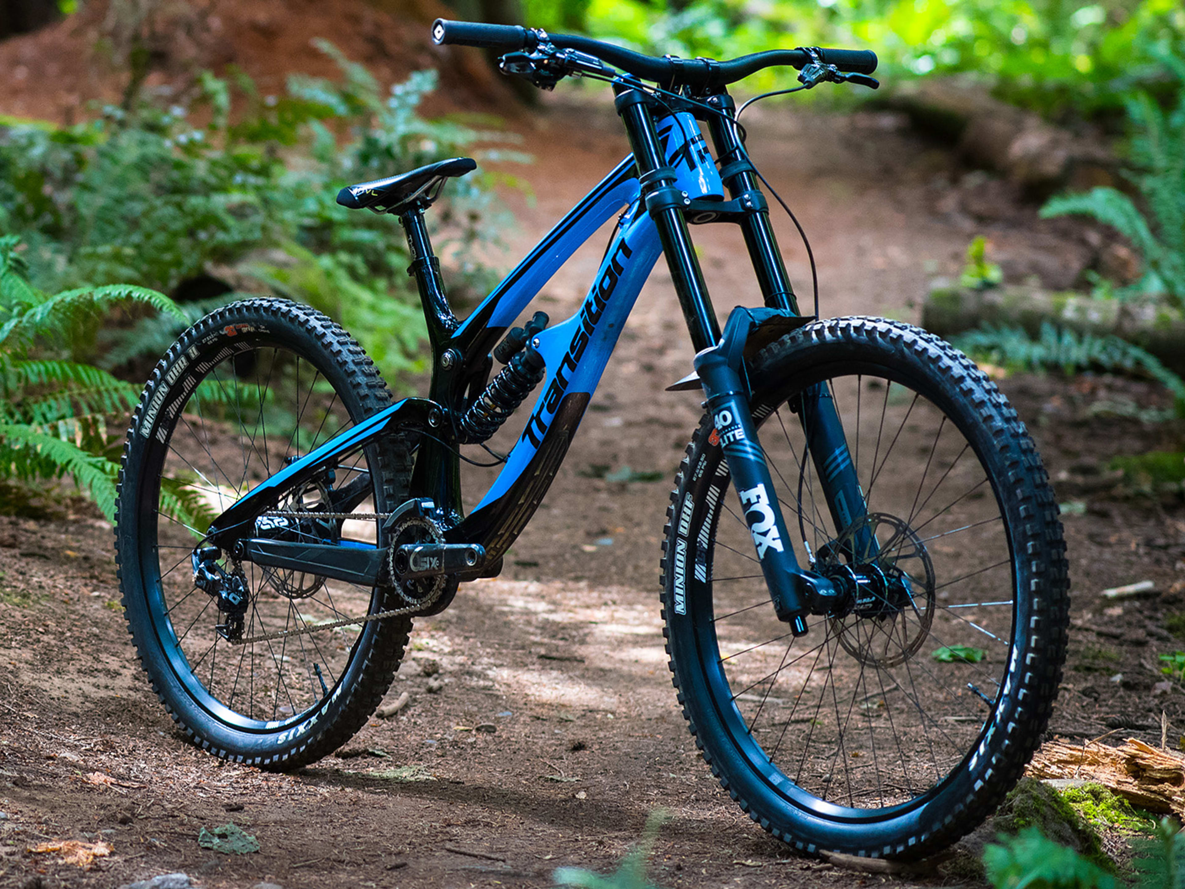 TRANSITION TR11 CARBON ダウンヒルバイク　　Mサイズ Transition cranks it to 11 again with updated TR11 carbon DH