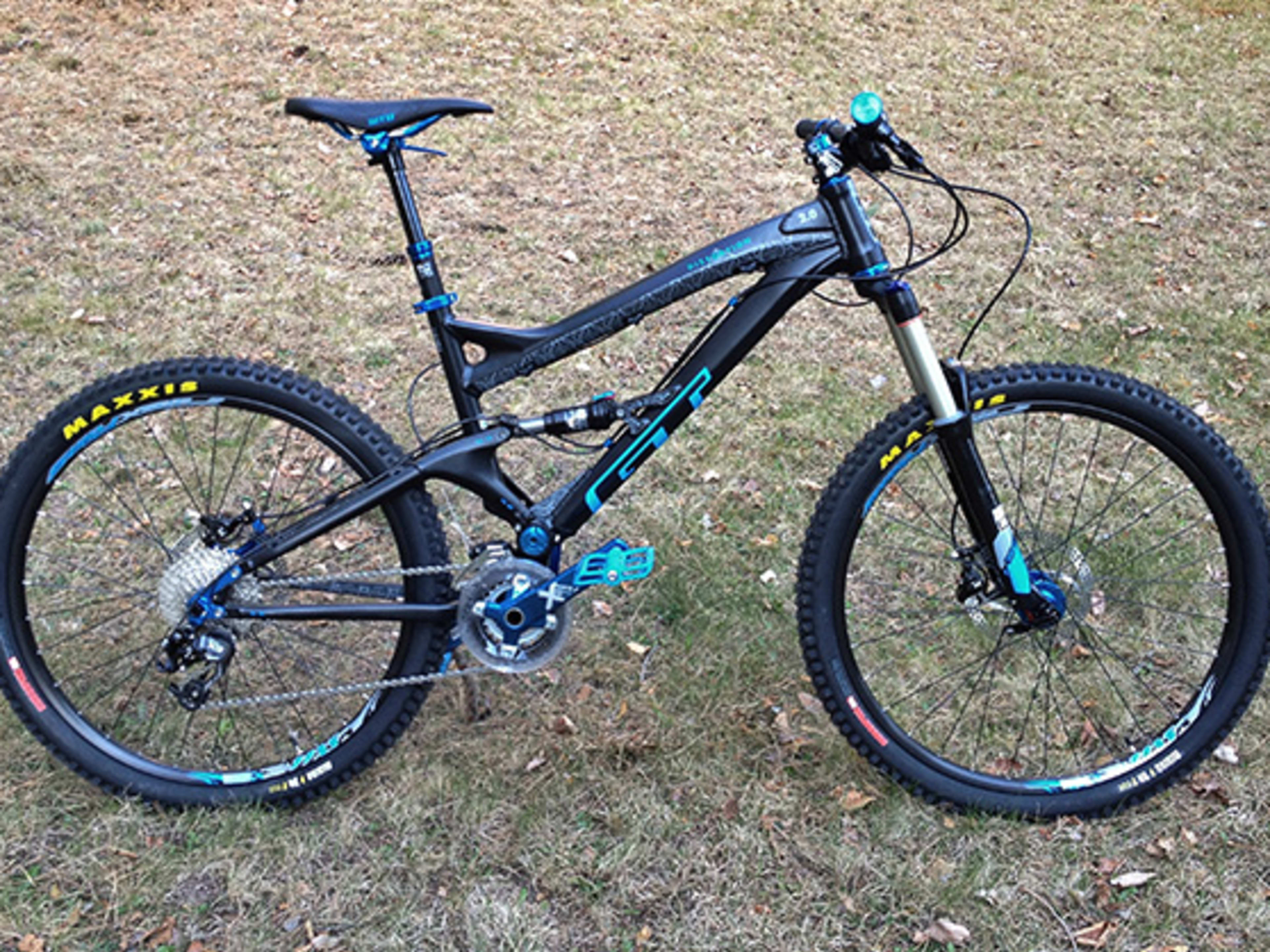 GT Distortion 2.0 ディストーション フルサス マウンテンバイク GT Distortion 2.0 Review - BikeMag