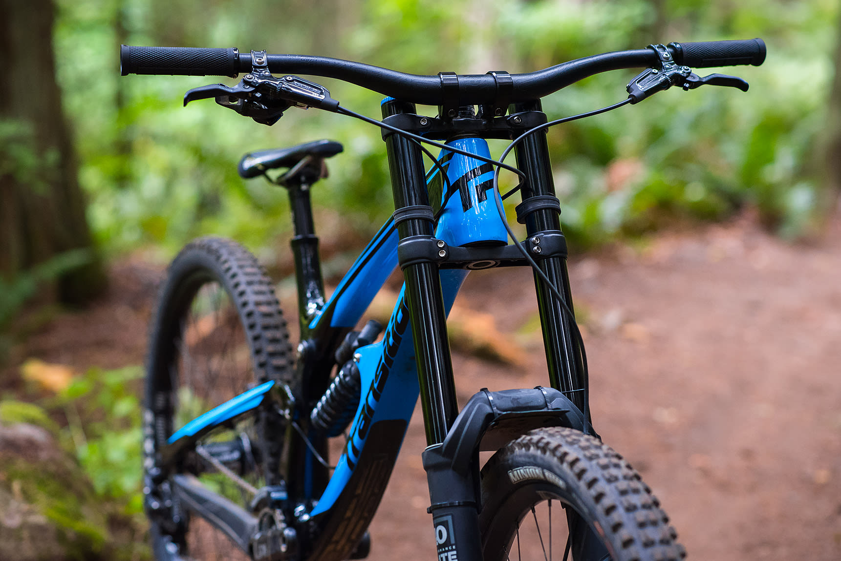 TRANSITION TR11 CARBON ダウンヒルバイク　　Mサイズ First Look: Transition TR11 | BIKE Magazine - BikeMag