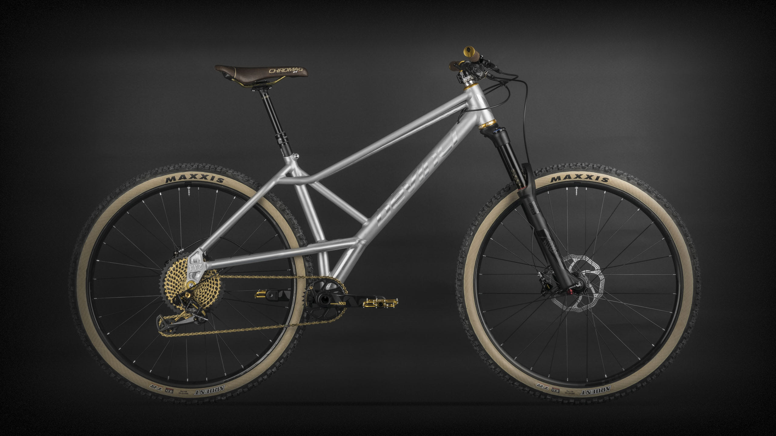 Devinci's Neo-Retro Project: YYZ - BikeMag