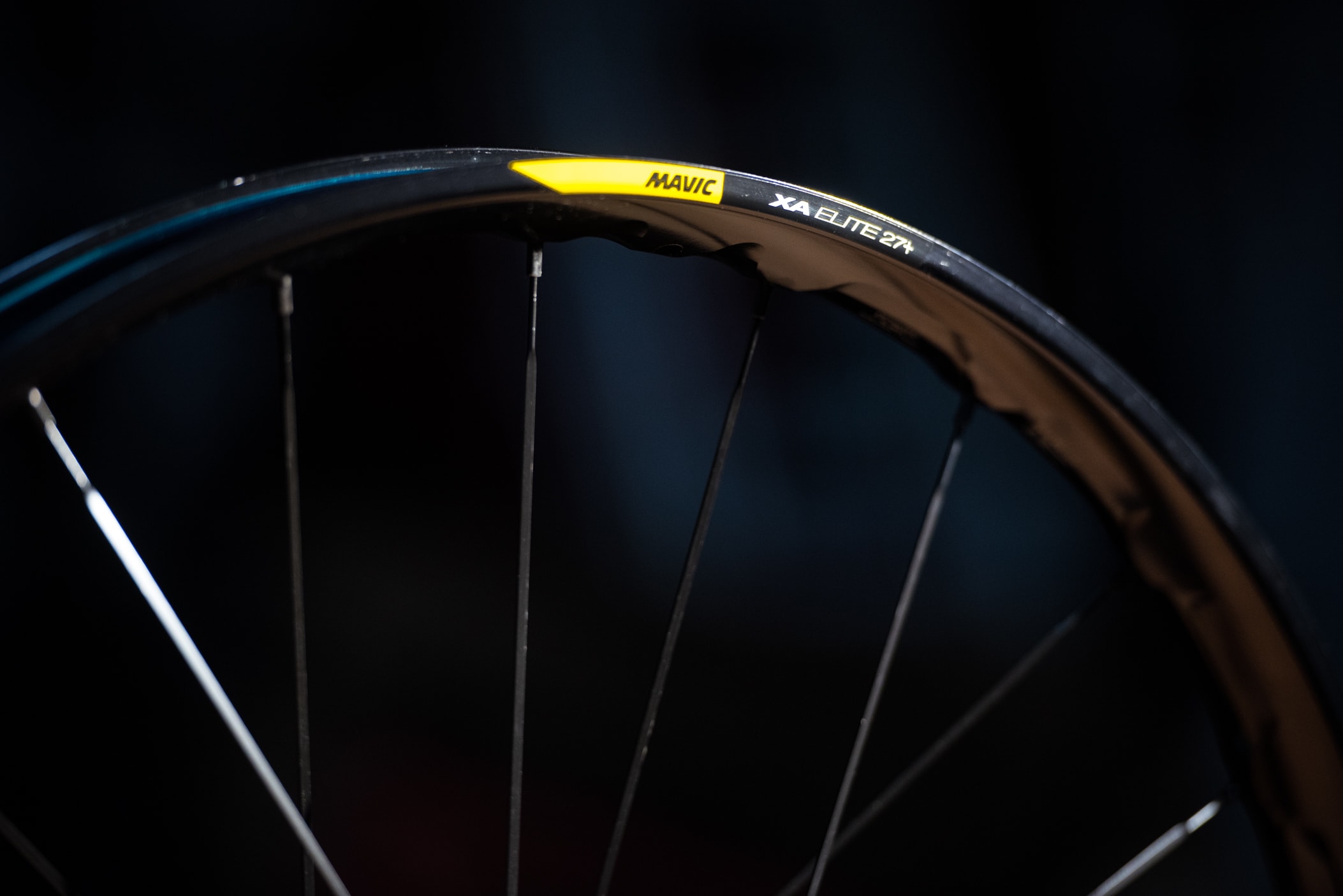 Mavic Goes Mid-Fat with new 27.5+ Wheelset - BikeMag