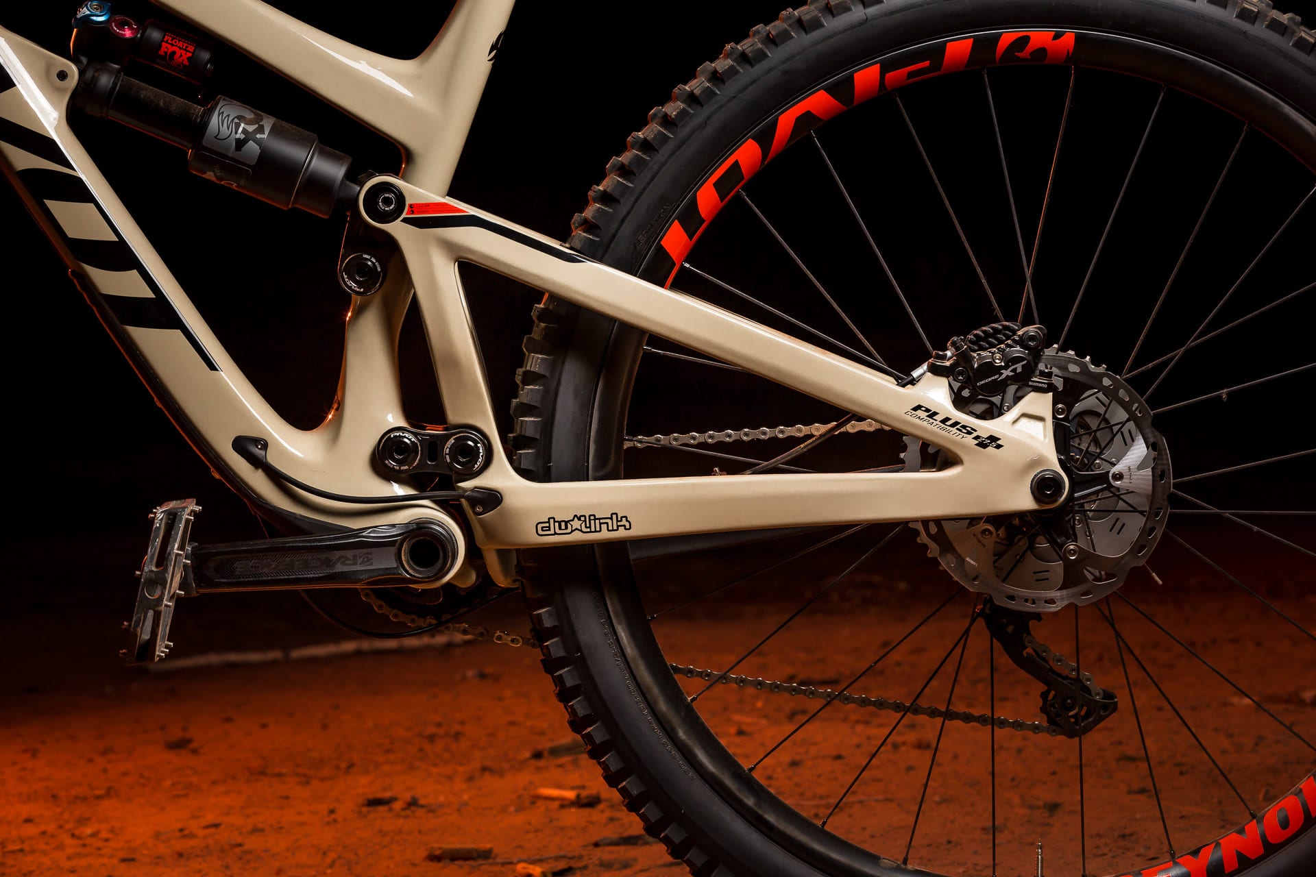 Pivot's New Long-Travel Mountain Bike—The Firebird 29 | Bike
