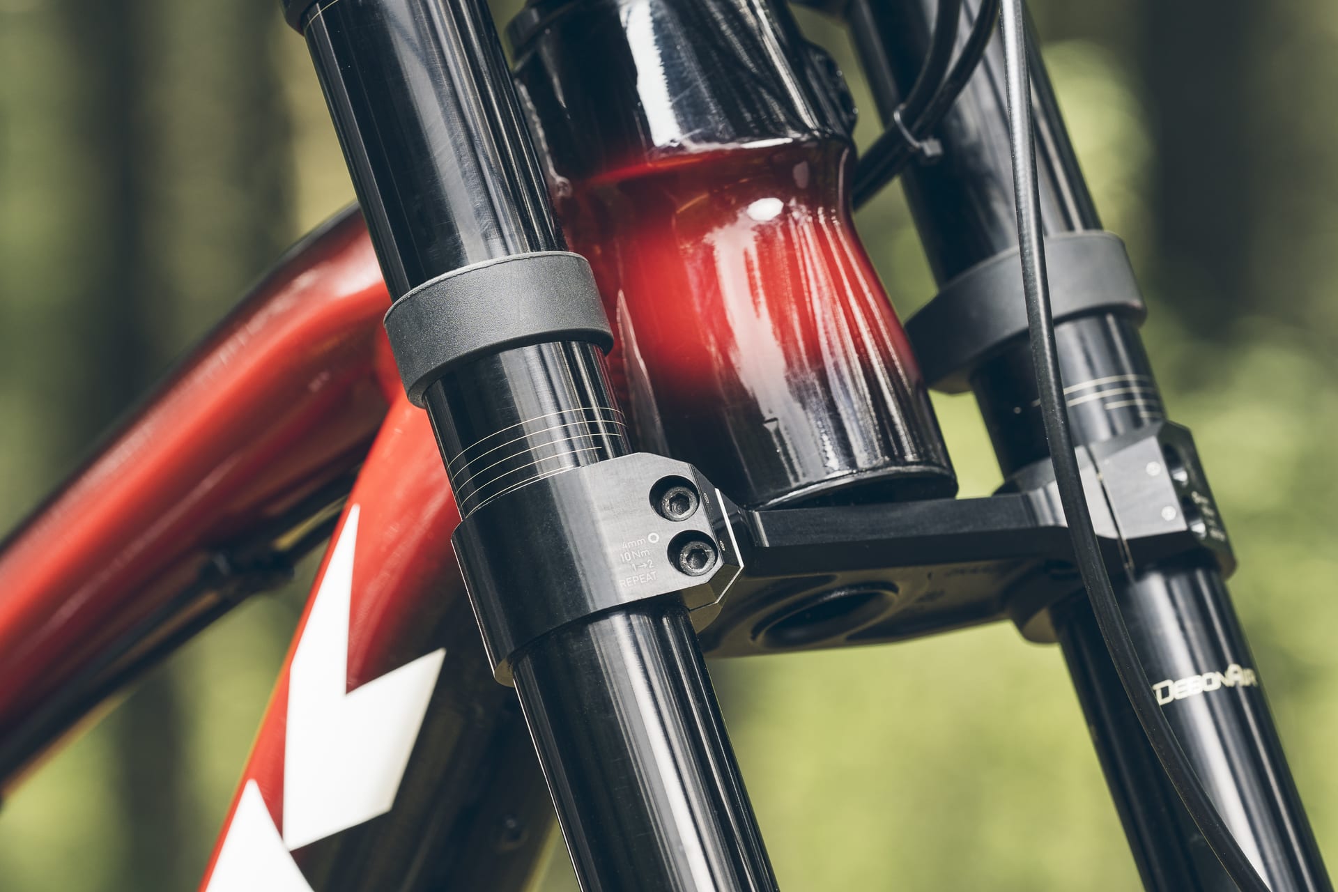 RockShox Announces New BoXXer Downhill Fork - BikeMag