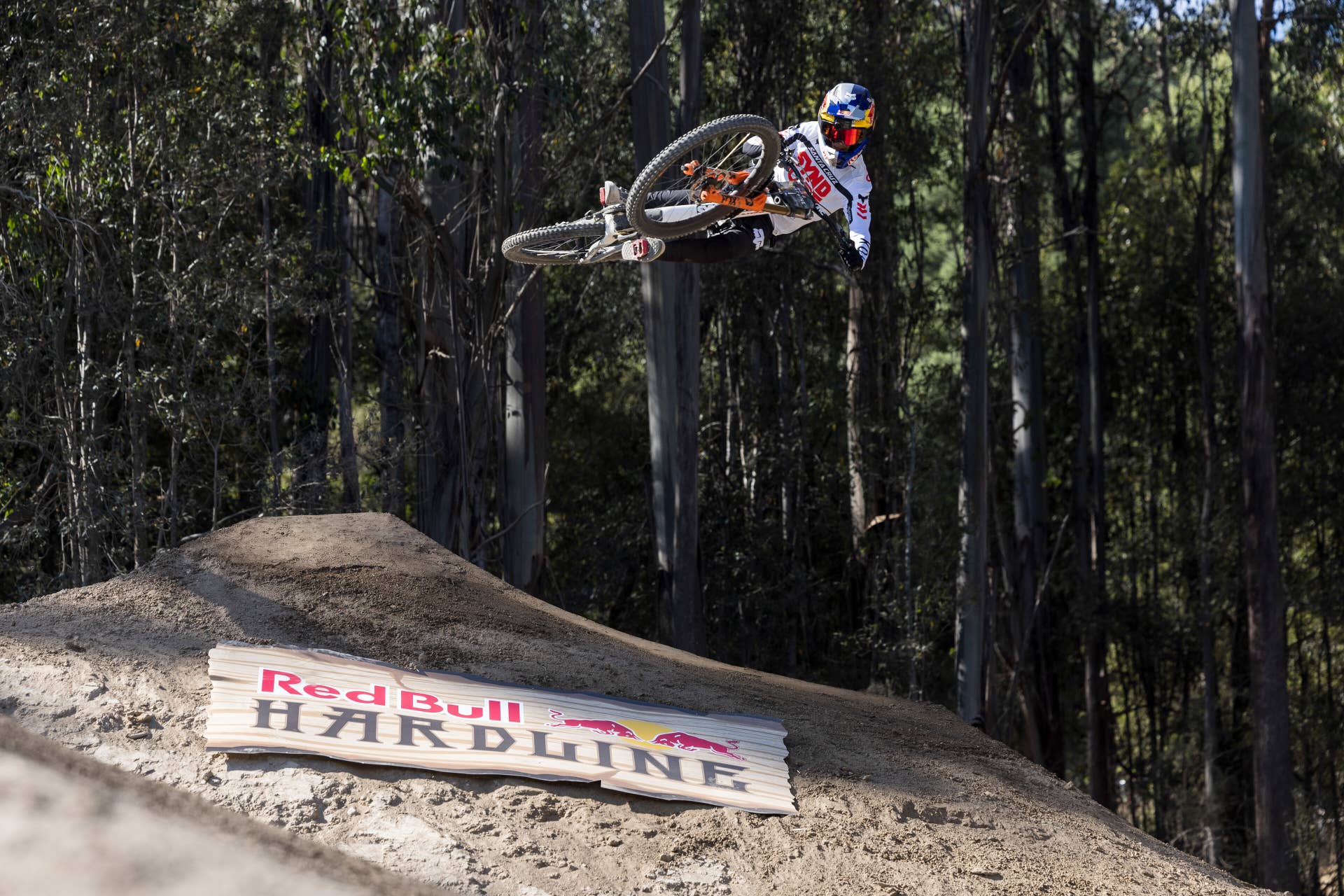 How To Watch Red Bull Hardline And Where To Get Tickets BikeMag How To Watch Red Bull Hardline And Where To Get Tickets BikeMag