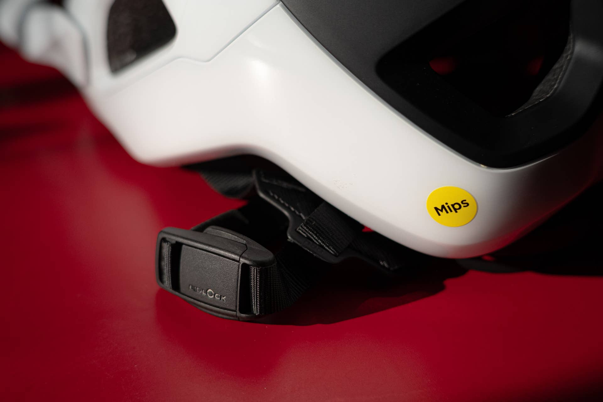 First Look and Review of the All-New POC Cularis Mountain Bike Helmet ...