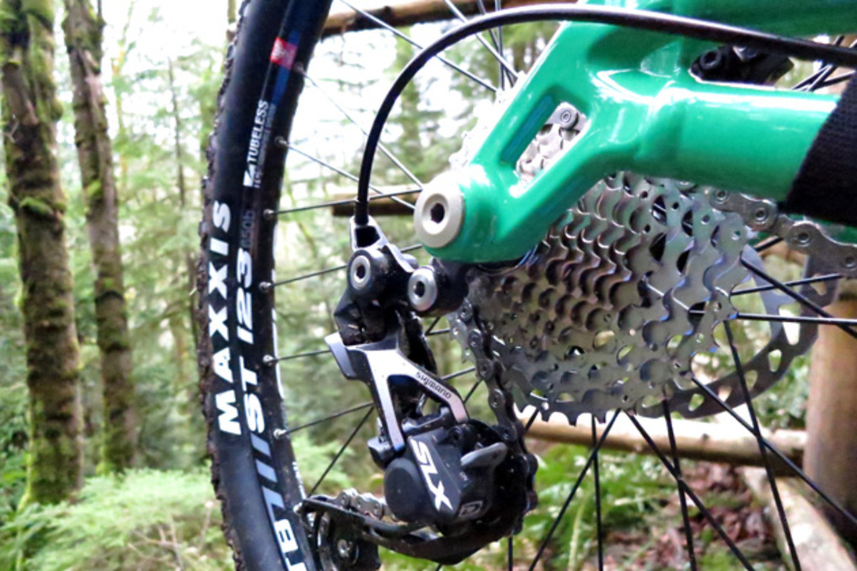 The Bantam comes equipped with up-to-date features, including a 142x12 rear thru axle (pictured here), ISCG-05 mounts (get your chainguide groove on) and Santa Cruz's top-notch frame-pivot hardware.