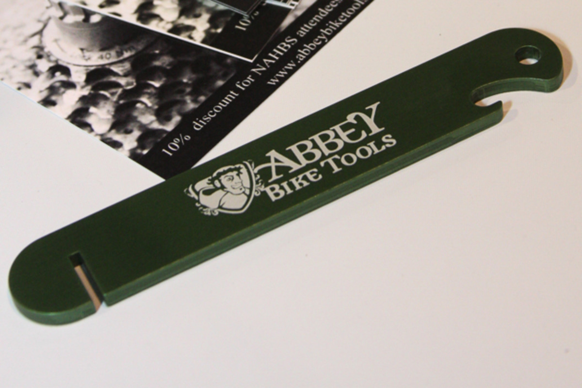 Abbey Tools was hyping its new Stu Stick, an aluminum rotor truing tool that's one-third the weight of its heavier steel counterparts. The light weight and rounded edges (ideal when tossed in next to a loose tube) make ideal for MTBers' hydration packs.