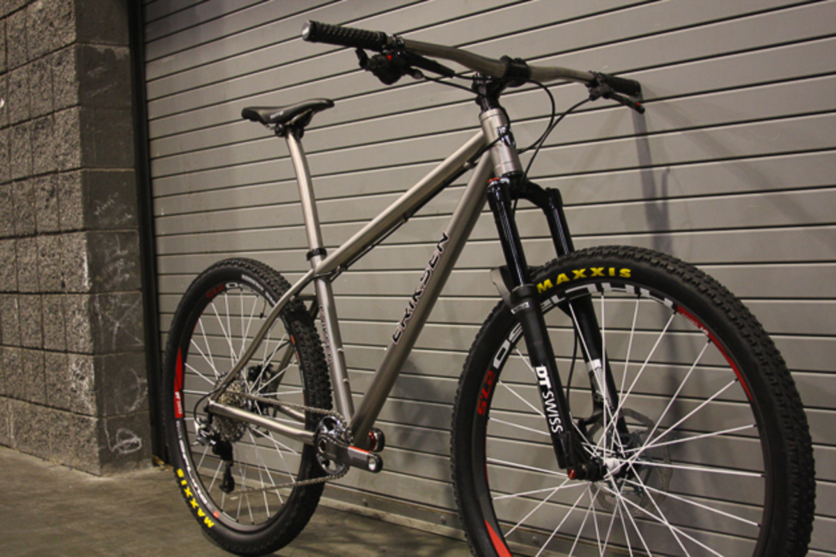 DT Swiss's 2015 all-black front fork was spotted on this Kent Eriksen mountain bike, as well the company's new XRC 1250 wheel set. The bike is DT Swiss' new demo bike, and will be making its way across the U.S. and Europe after the show.