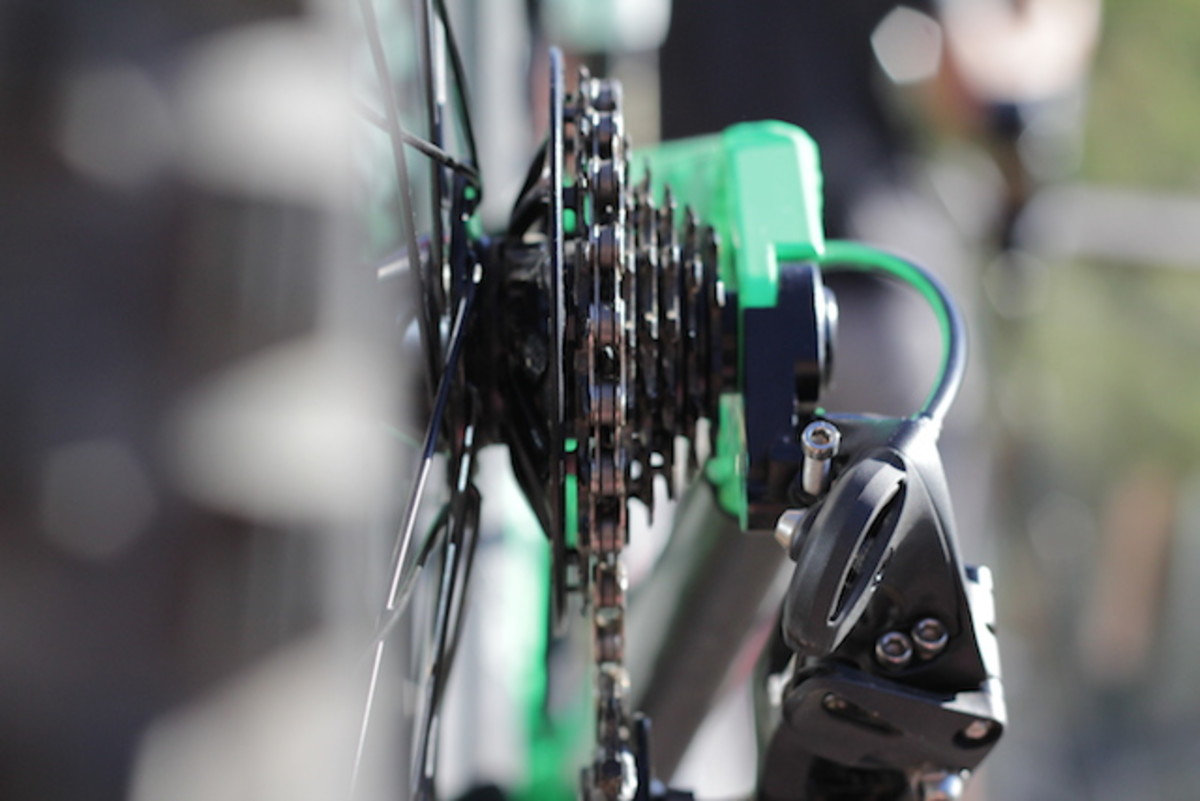 Seven gears and a bit of spacer that takes up a bit of room in the overall axle width. Could that be space that in the future will be saved?
