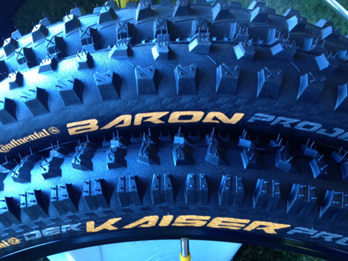 Continental tires is working on a lower-weight dual-ply formula that will show up soon on the Trail King, Baron and Der Kaiser tires. Apex protection strengthens the rubber and a new casing compound keeps weight down. All three should come in around the mid-900-gram range, except for teh Trail King 2.2, which will weigh sub-900 grams. The new tires aren't shred-ready just yet, but keep an eye out. Prices are expected to stay stable at about $65 each.