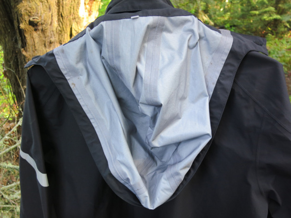 The RSX is equipped with a hood that easily fits over most helmets, can be cinched down to snug up the fit and, when you don't need it, is quickly detached and easily neatly stored in the jacket.