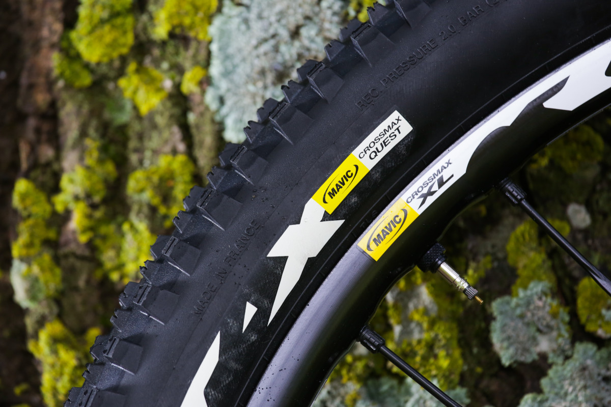 The Crossmax XL Wheel-Tire System is centered around 23-millimeter-wide rims with Fore drilling, 24 Zicral spokes and Quest tires with reinforced casings and a grippy 'Contact' compound.