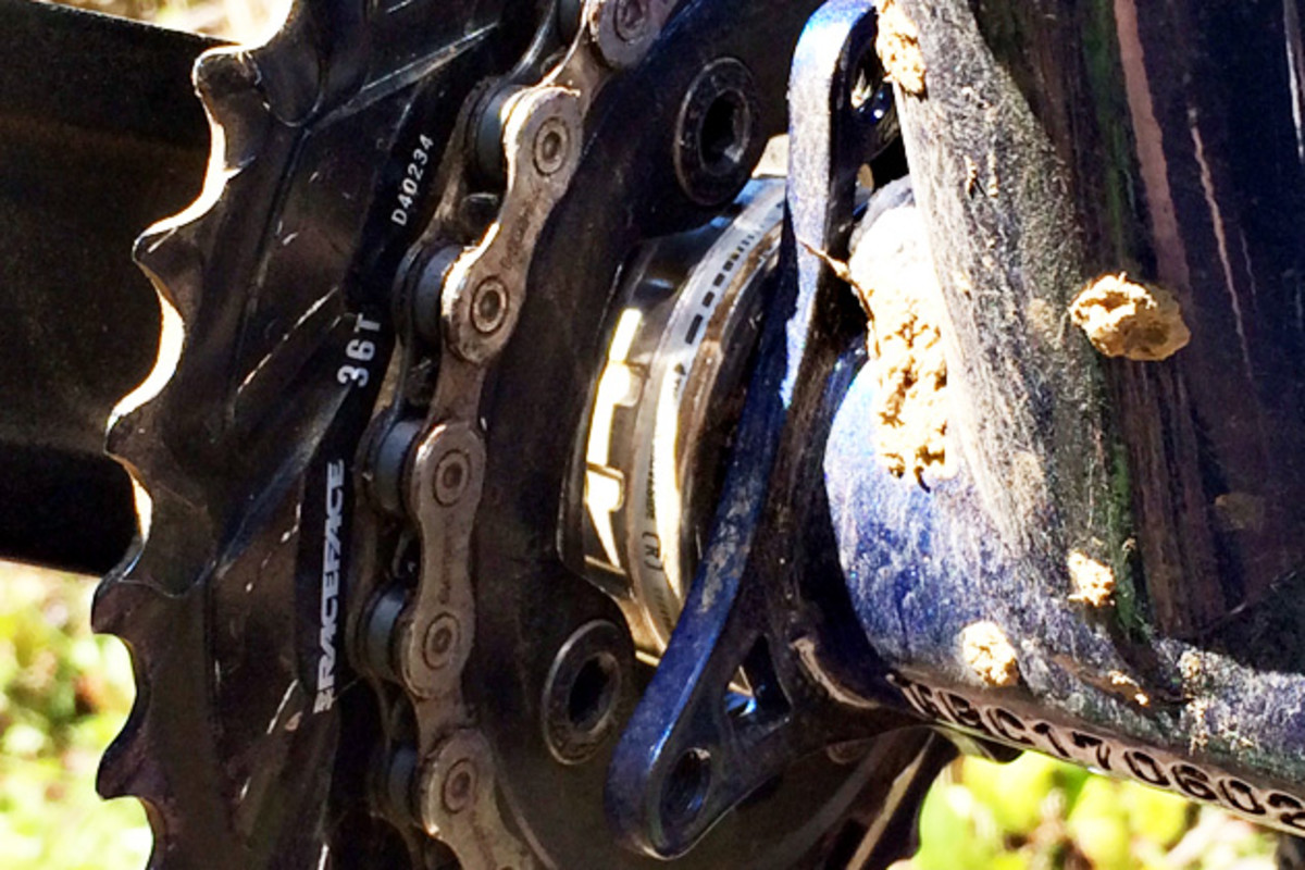 Chainguide mounts, tons of tire clearance for big meats, a 120-millimeter fork and a ton of other smart details help Transition's TransAm 29 to live up to the All Mountain label. Think "burly".