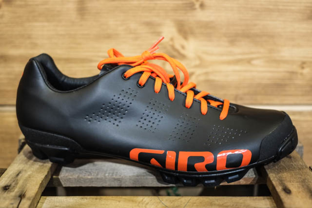 Are lace-up shoes on the comeback? Most certainly, if Giro has a say. The Empire VR90 was debuted at Eurobike 2014.