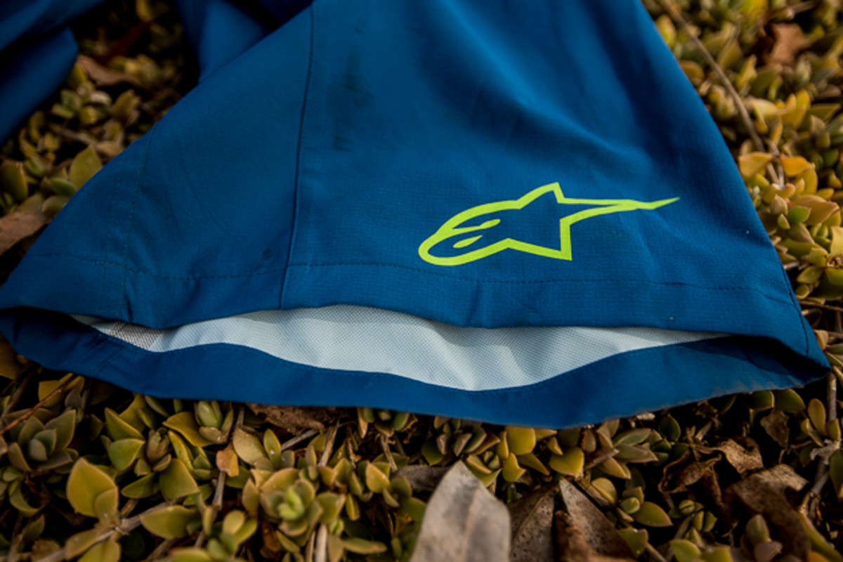 alpinestars outrider shorts