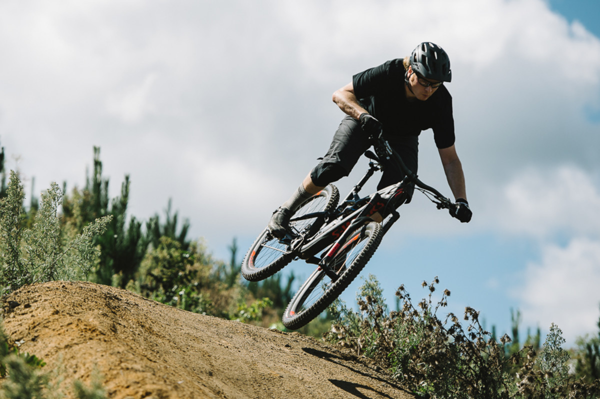 Tested 2016 Specialized Stumpjumper FSR 29 BikeMag