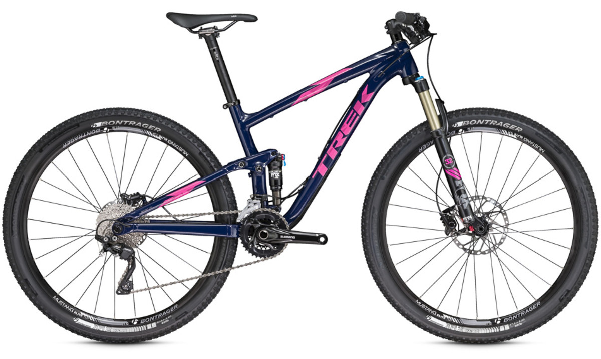 The women's specific Top Fuel doesn't get special geometry, but does come with a women's saddle and a "feminine" paint job.