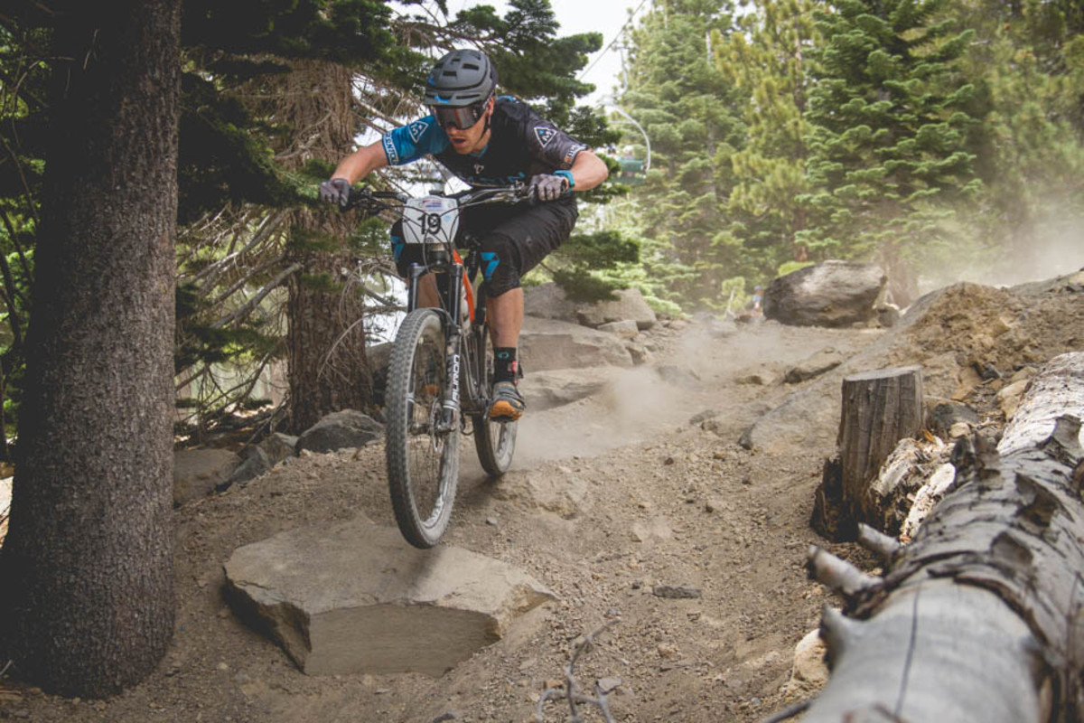 Kyle Warner keeping things real low and fast down to the finish. Warner had a little bobble on Run 1 and came down fifth, but then proceeded to win Run 2 and Run 3, and then ended the day with third place on Run 4. His overall time was good enough to get him the bronze medal.