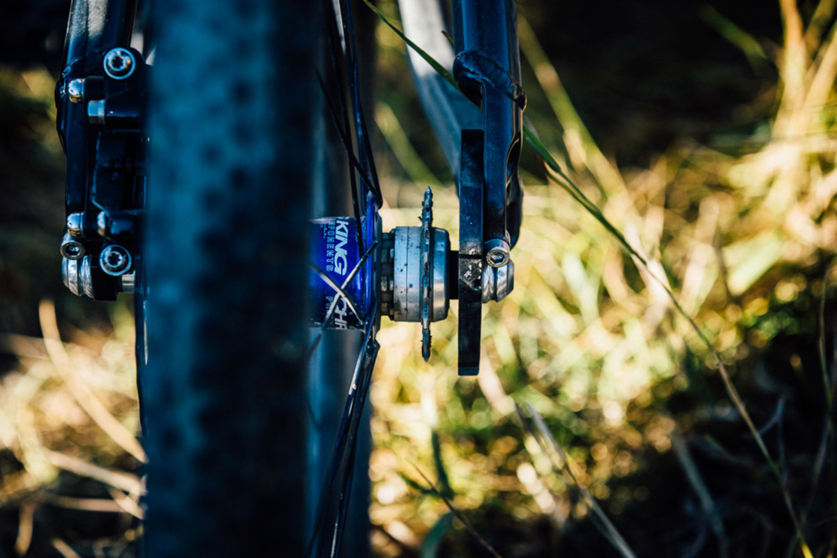For the first time, the Pumptrack Challenge was a chainless event, with all riders being required to remove their chains before the event. Here's a look at winner Mitch Ropelato's chain-free drivetrain. Photo: Anthony Smith