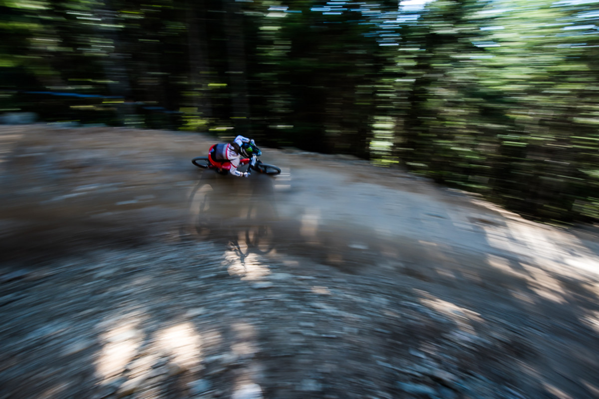 Britain's Manon Carpenter put her World Cup DH skills to work on her way to a fourth-place finish.