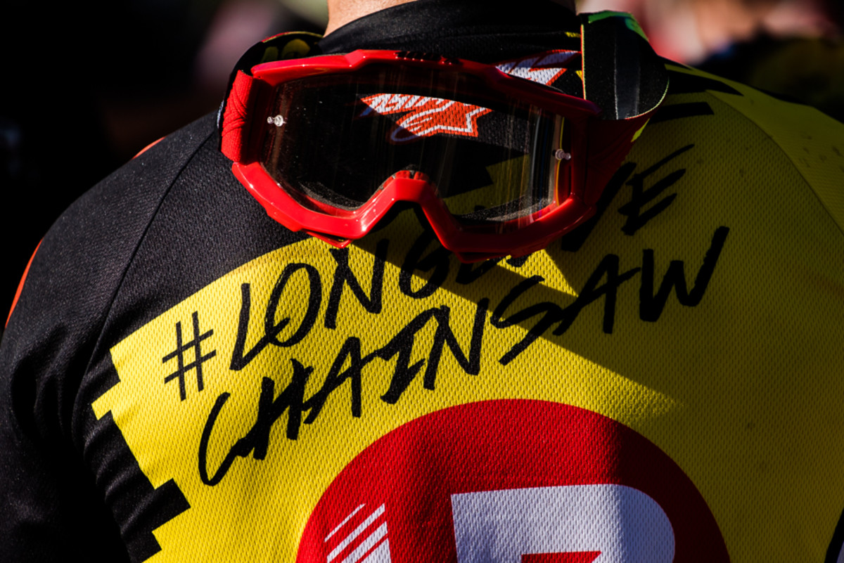 This year has been a poignant one for the global mountain-bike community, with the loss of two of our finest: Kelly 'McGazza' McGarry and Stevie 'The Canadian Chainsaw' Smith, the latter of which won last year's Air DH race. Many of this year's racers had the #LongLiveChainsaw hashtag emblazoned on their jerseys—and this year's third-place finisher, Mick Hannah, was no exception.